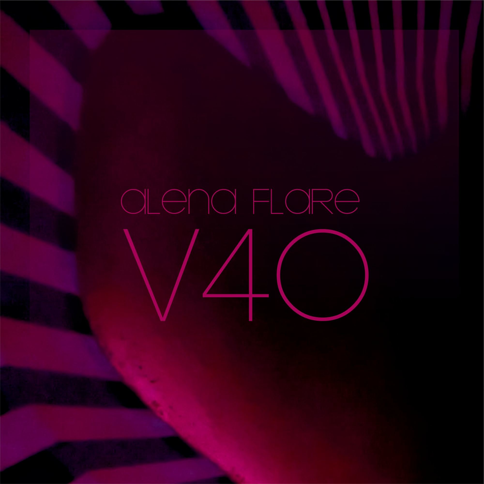 ALENA FLARE - V40