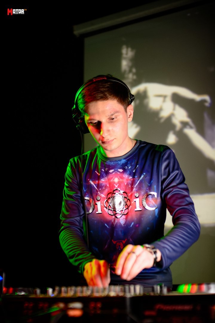 Hadronic Cluster Podcast Hadronic Cluster Podcast