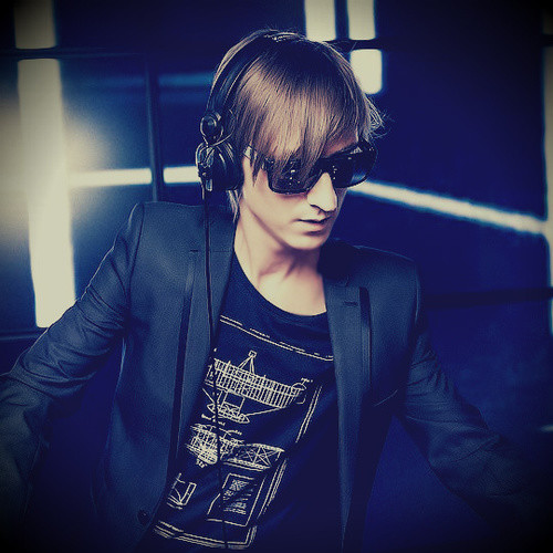 SVET – DEEP4VIP vol. 02 episode artwork