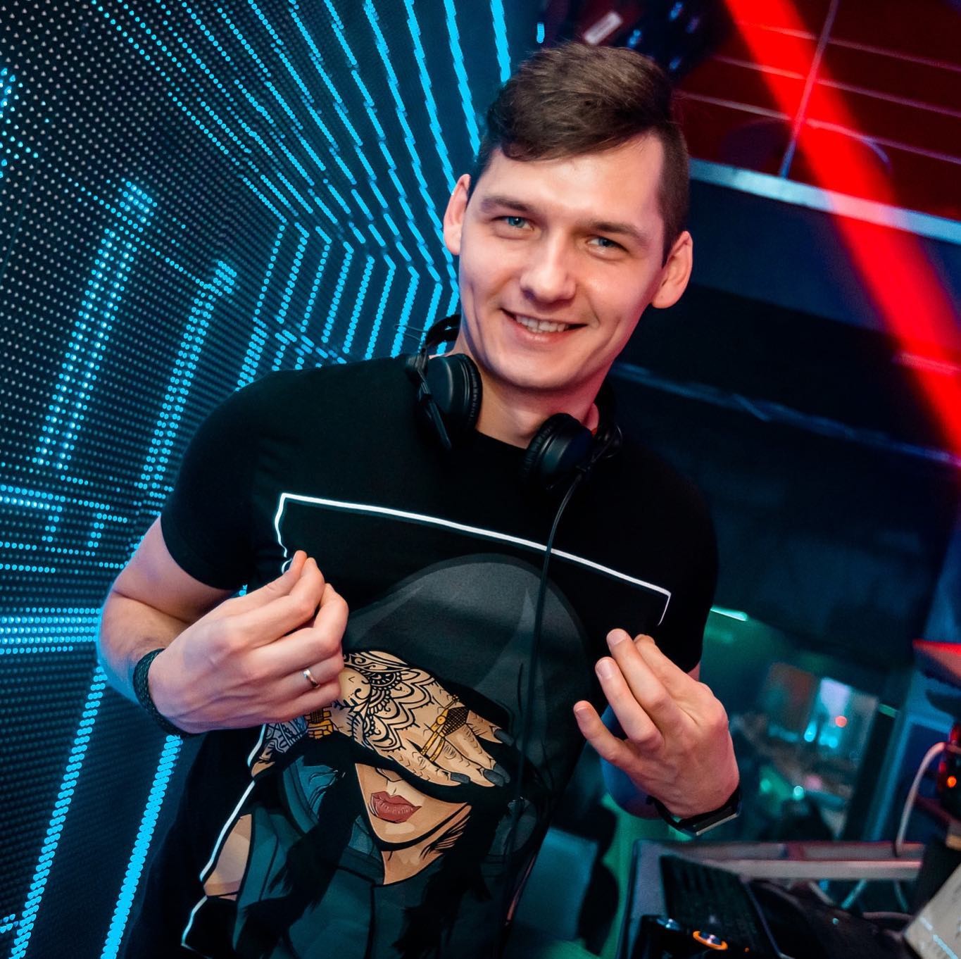 DJBARTUSHA
