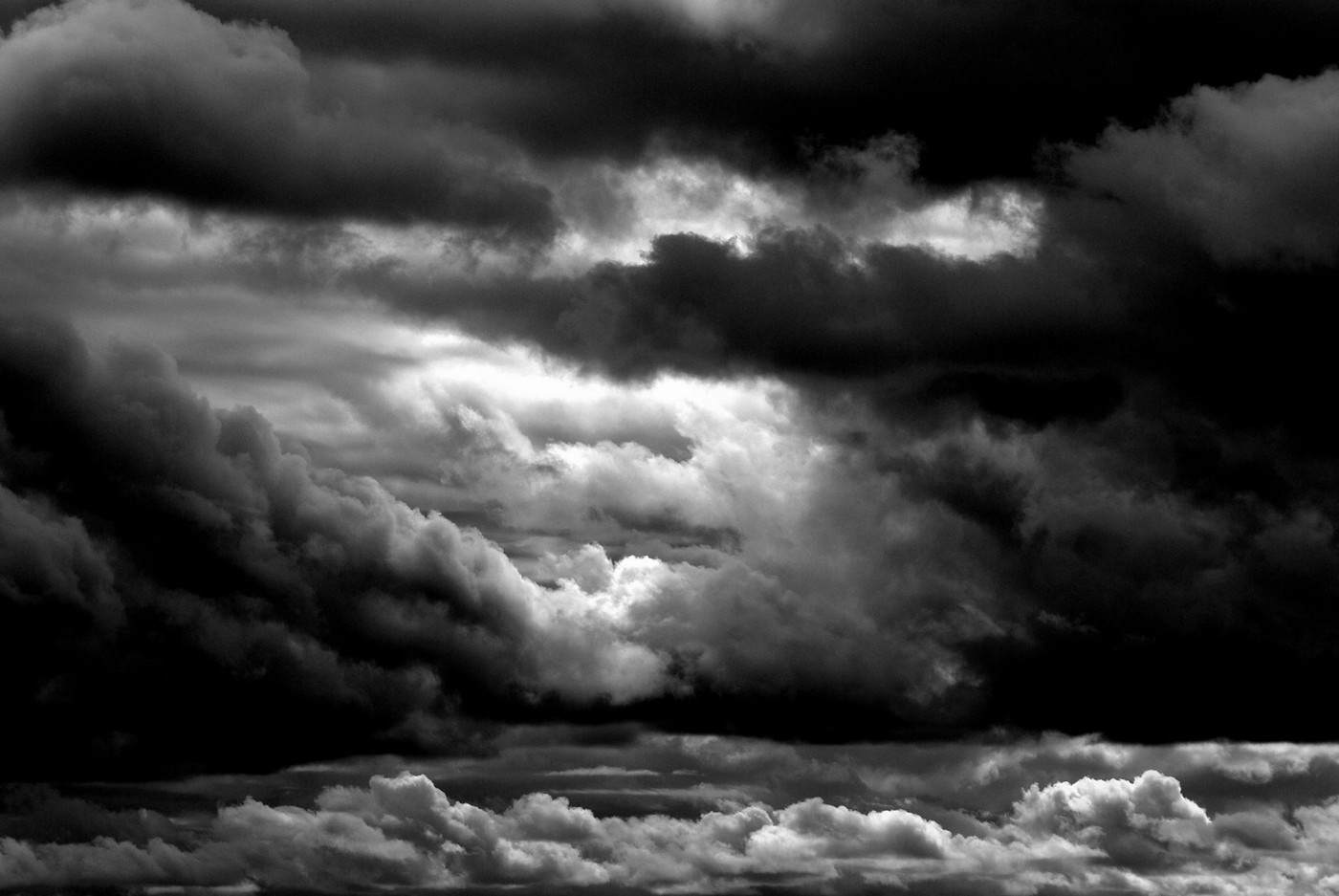 Alexy.Nov - Gloomy Clouds