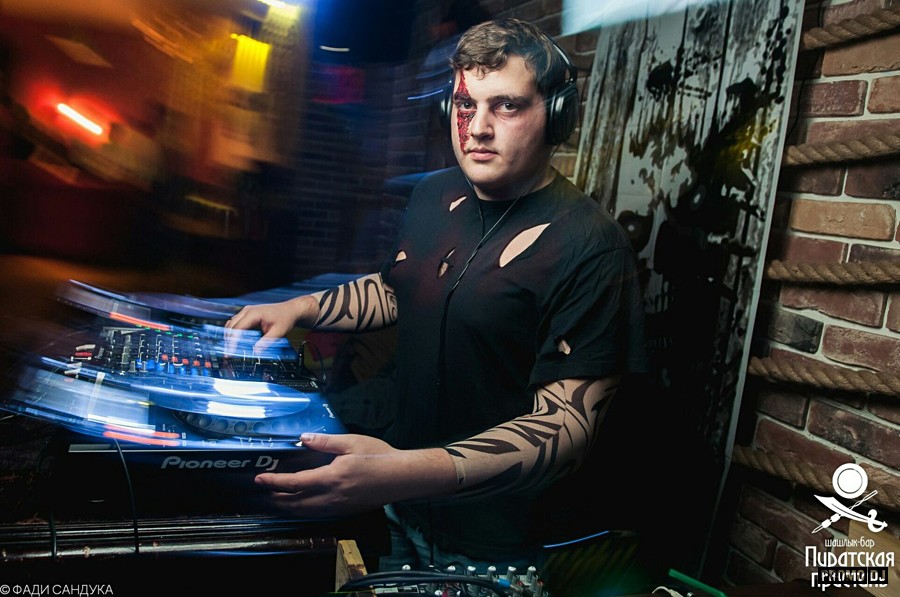 Dj reys. Диджей рей. Tibetania records. Dj reys. Д значит диджей рей.