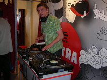 PromoDJ profile picture for @fischer