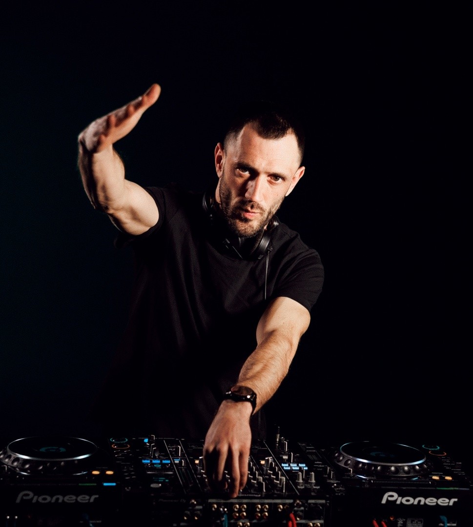 Dj INVITED