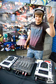 PromoDJ profile picture for @ernesto