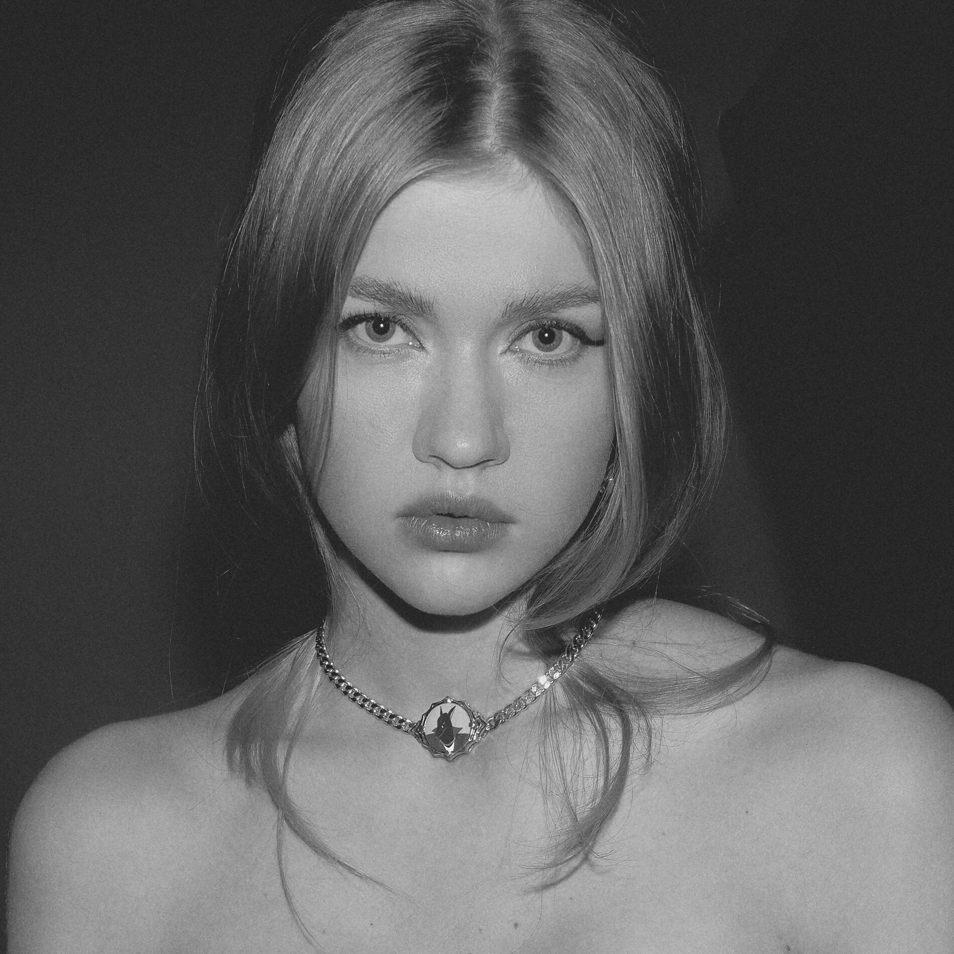 А у меня зима в сердце слушать. Сердечко на снегу. А у меня зима в сердце слушать. Снег любовь. Nimza.