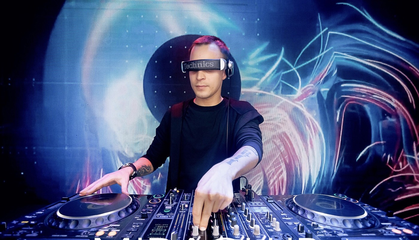 Dj AstrovSkii