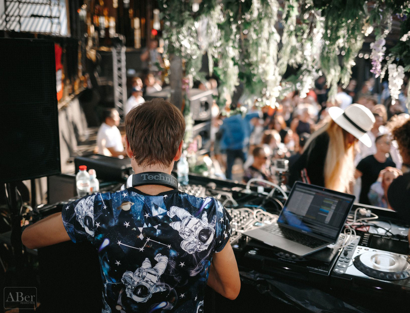 Cosmonaut - MegaBeat 2020-16 mix