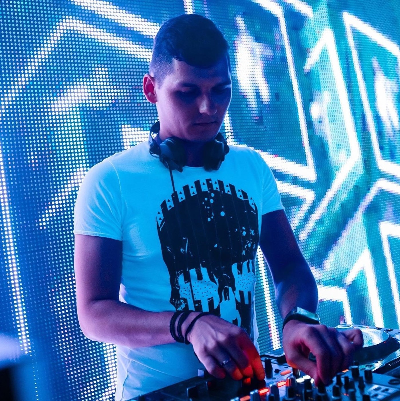 DJBARTUSHA