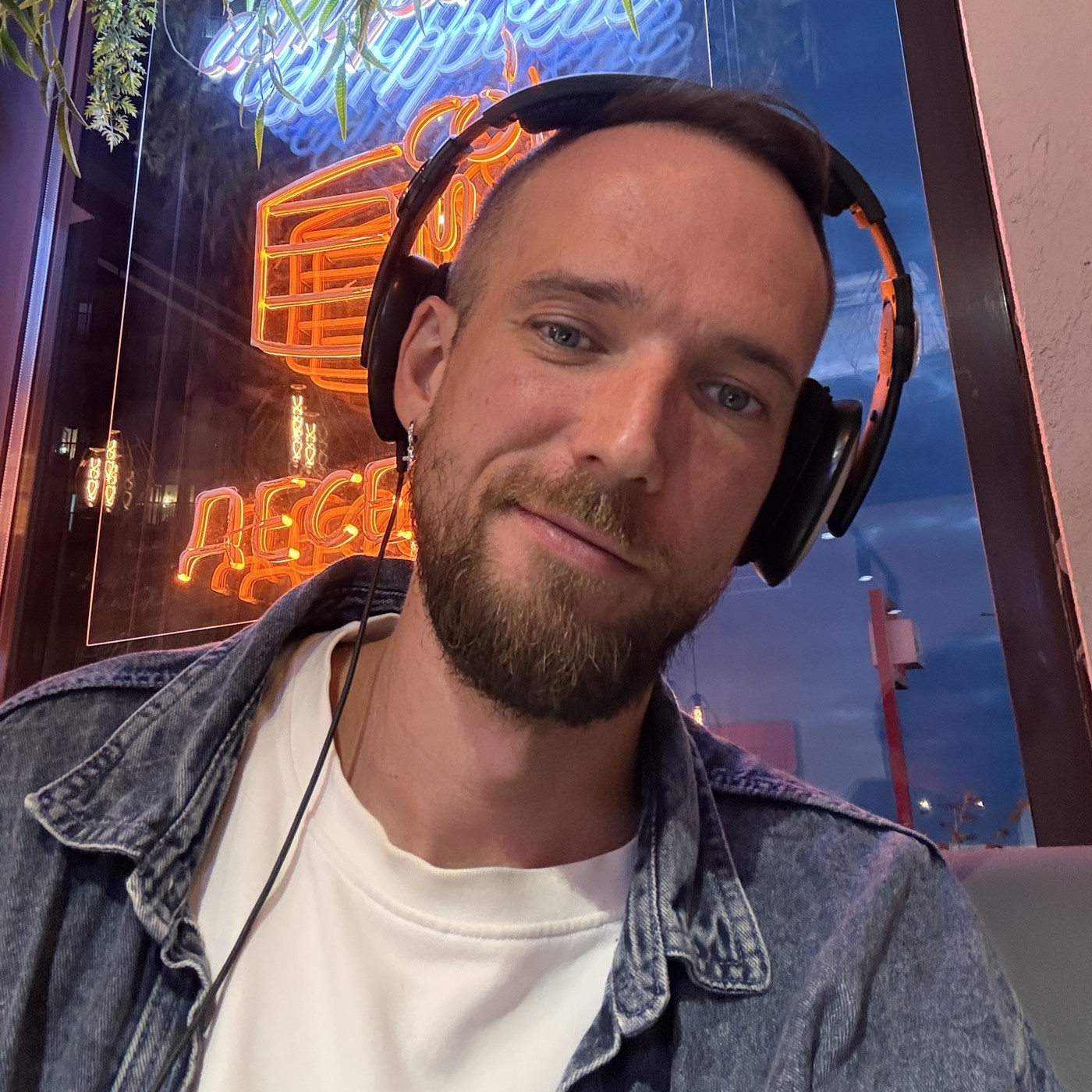 DJ Senel - Pop Breaks Mix #01 DJ Senel - Pop Breaks Mix #01