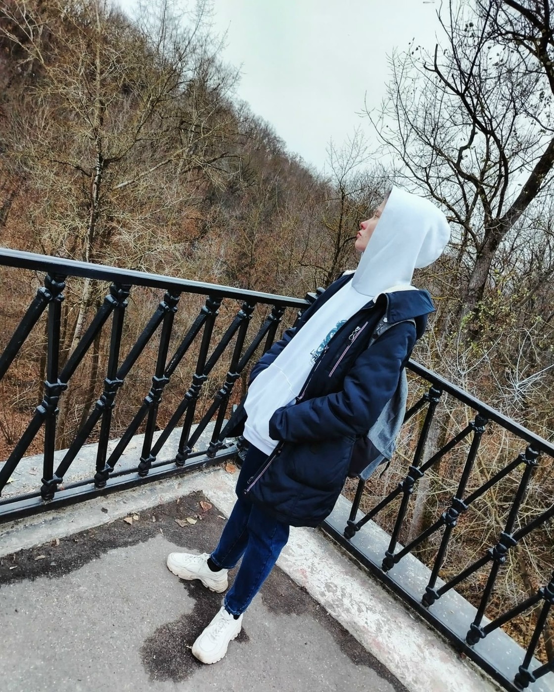 Krays ft. #твойникто - Отпусти (текст by Lessandro, Live )