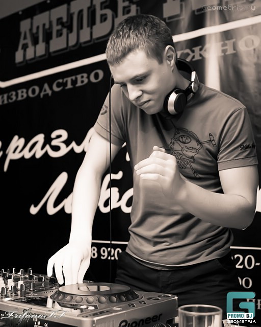 диджеи твери. Dj рублев. диджей бар за спиной. тверские диджеи. Dj krapiwa.