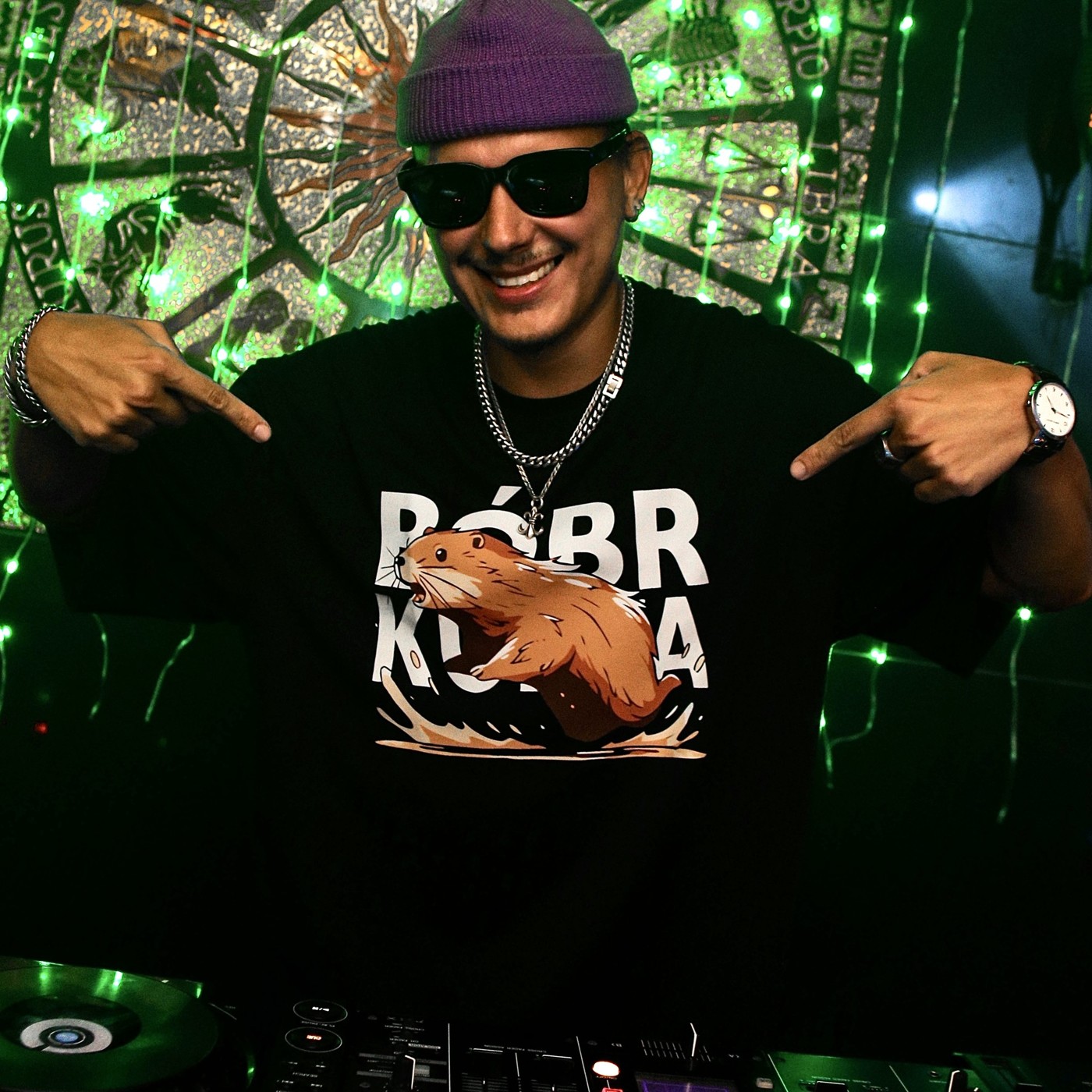 DJ Mikis