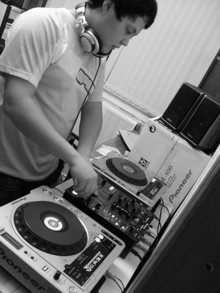 PromoDJ profile picture for @bw