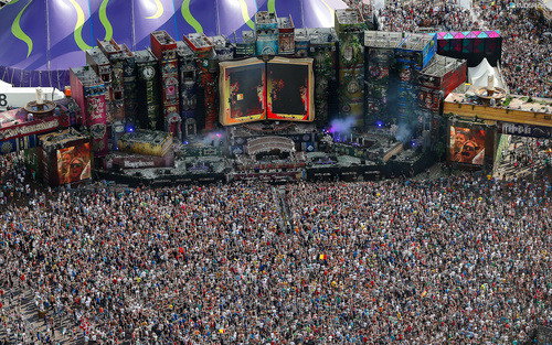 Anton Kuznetsoff feat. Johnny Millanii & Sheeshkin - Tomorrow Land (Radio Edit)