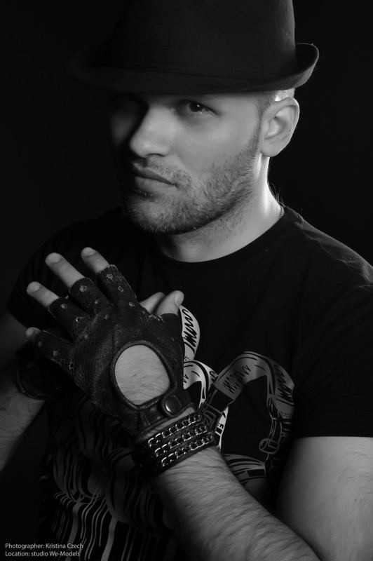 K-Keeper - Holding On