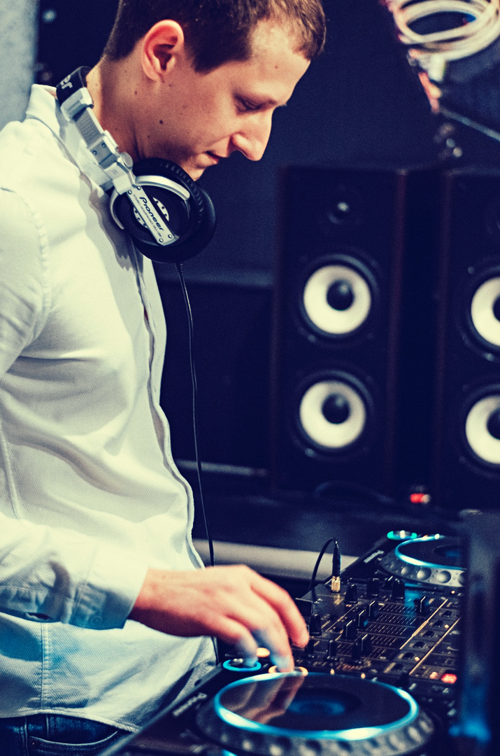 Dj Escape Deep House #4