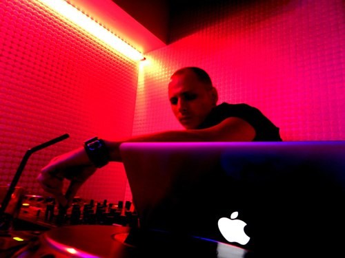 LIVE BY COORAGA FROM 19.10.2013 ON DFM RADIO