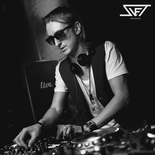 DJ SVET - For PARADISE Bar episode artwork