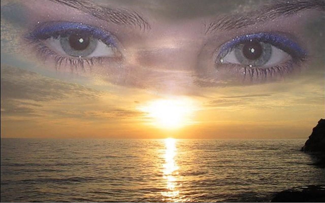 Очарована глазки. Женские глаза океан. Красивые глаза. Море в глазах. Живые женские глаза.