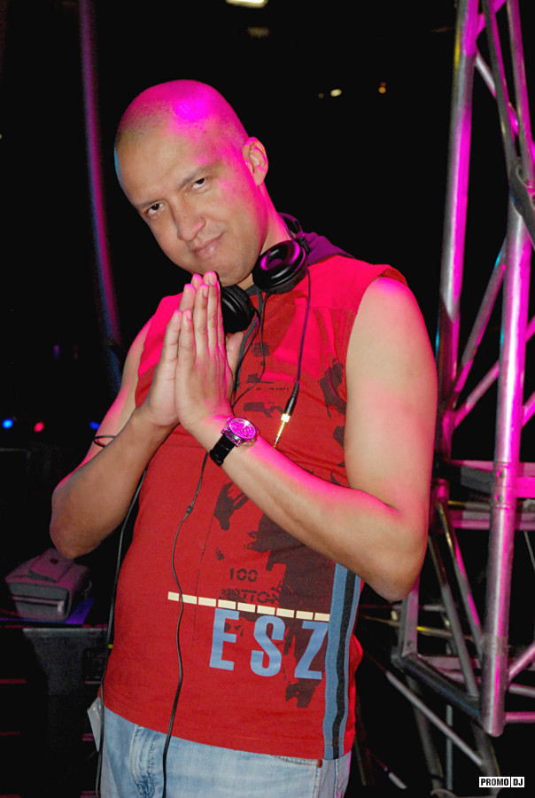 Дж тур. Dj mix tour игра. Dj mix tour. Dj tour. Eptic dj.