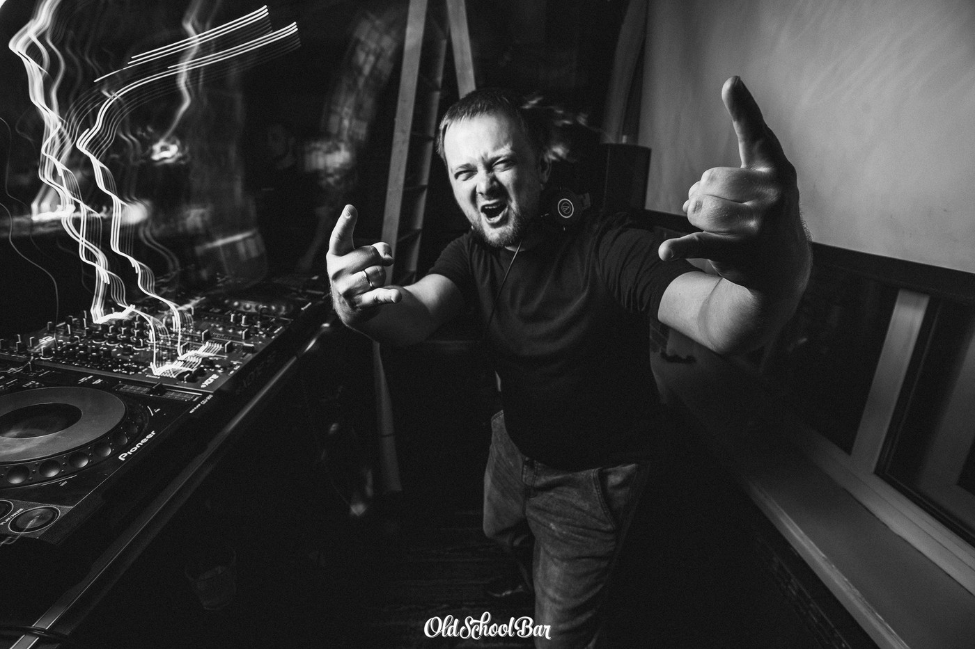 Niel De One - Back 2 Da Bass!