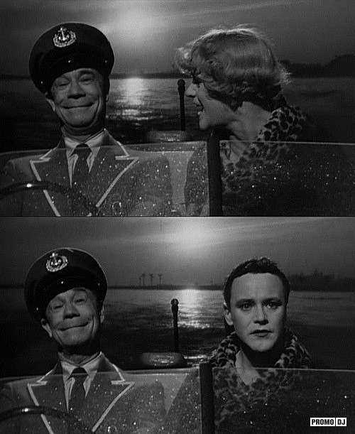 Цените свои недостатки они делают вас особенными. В джазе только девушки мем. Цитаты про недостатки. Есть и свои недостатки они. У всех свои недостатки в джазе только девушки.