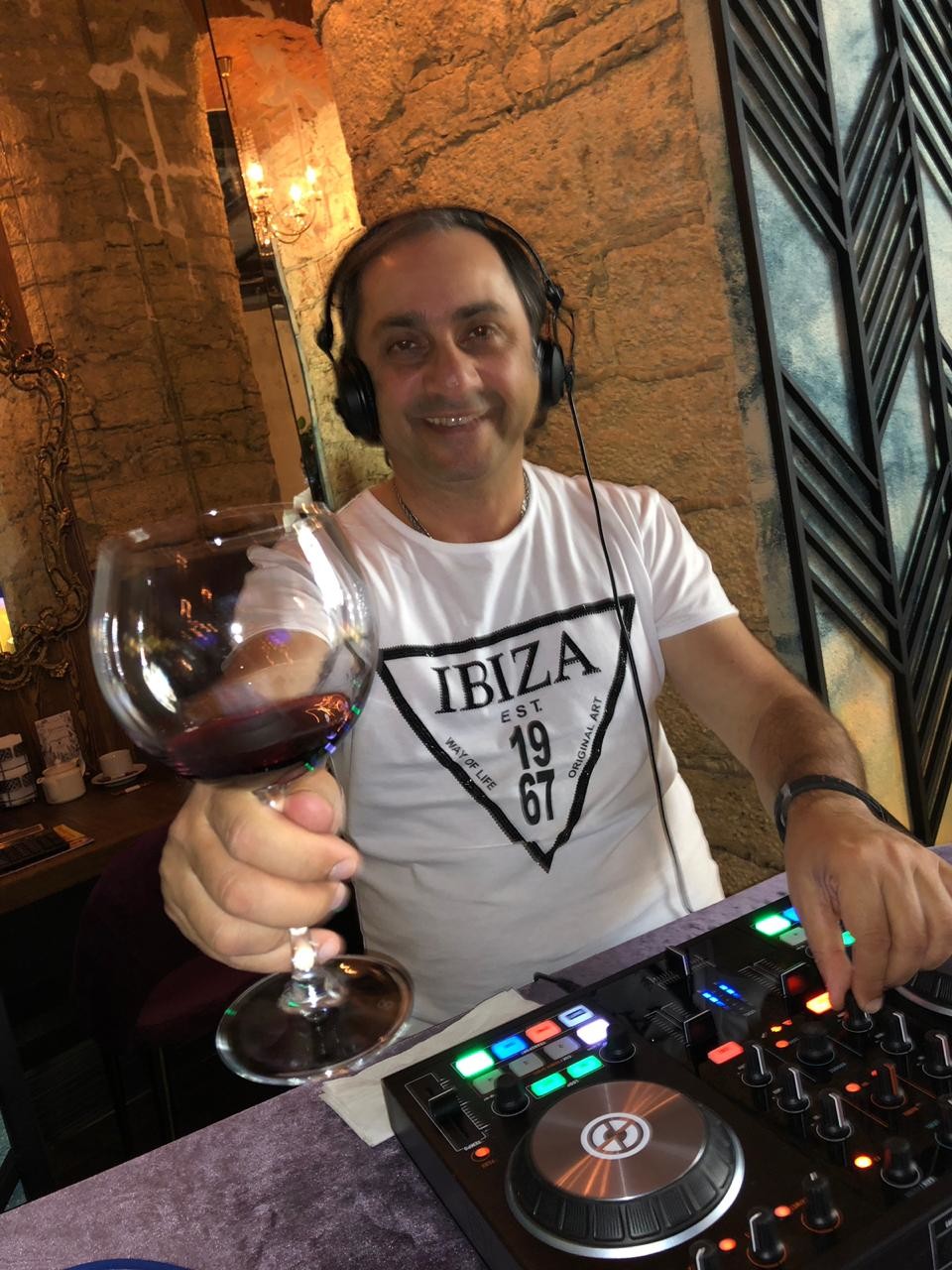 Fel Live@Tasty Room 13-09-2019 episode artwork