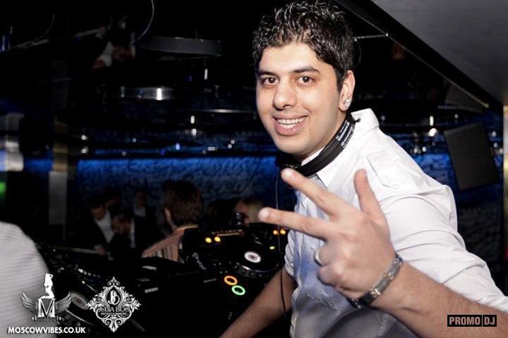 DJ Stylezz - Live @ bond Club (London) - Video!